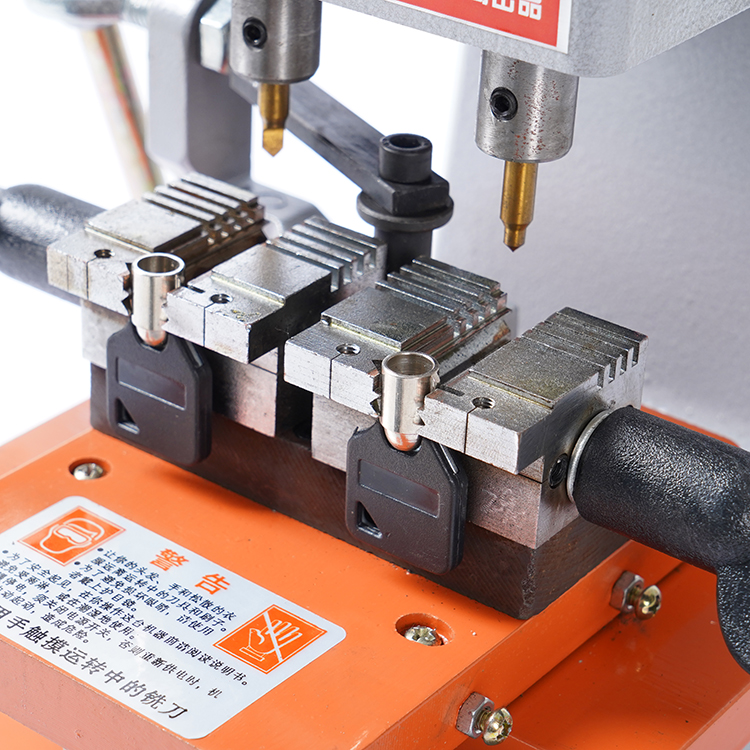 立式机换夹具调夹具视频